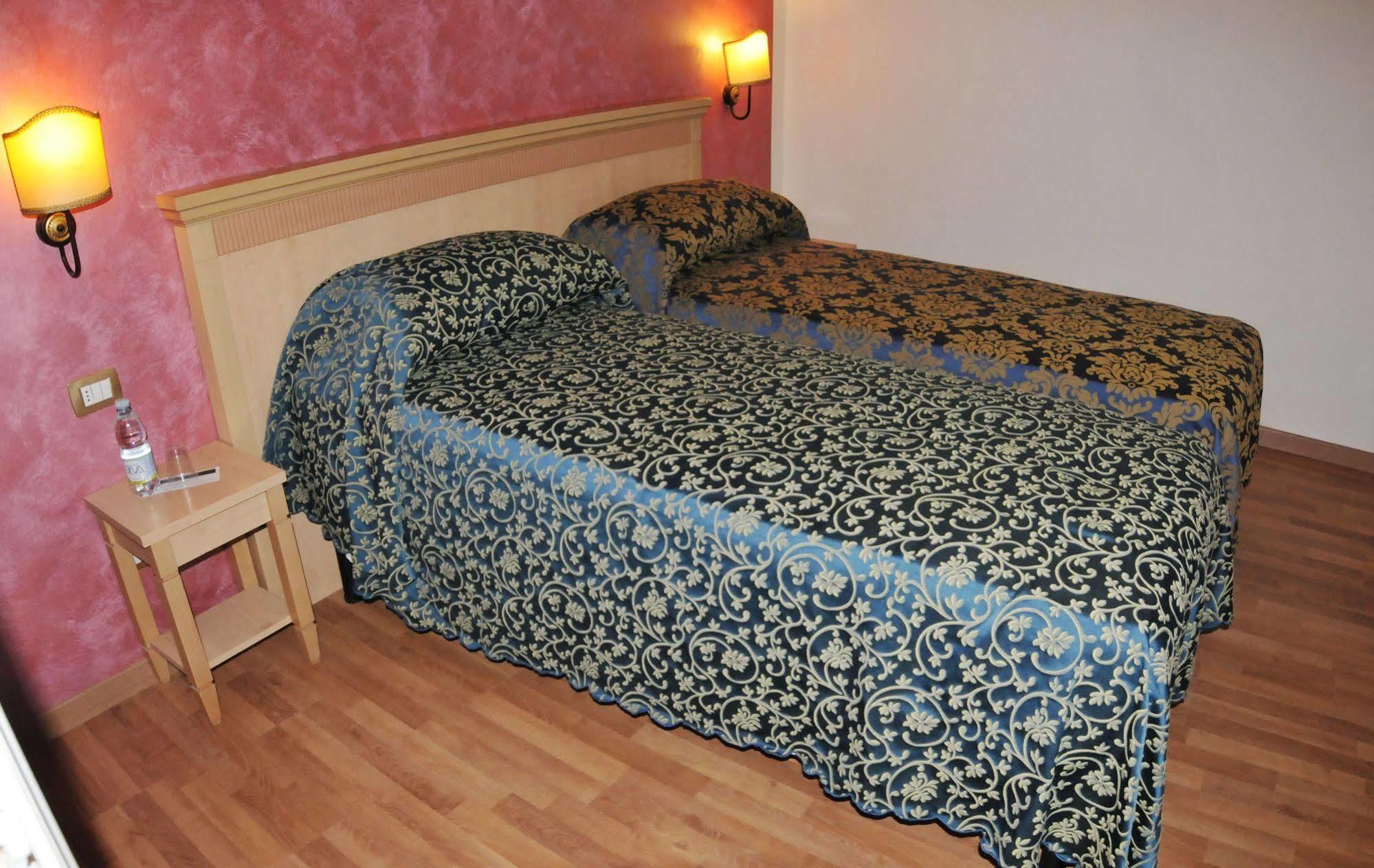Hhb Hotel Florencie Exteriér fotografie